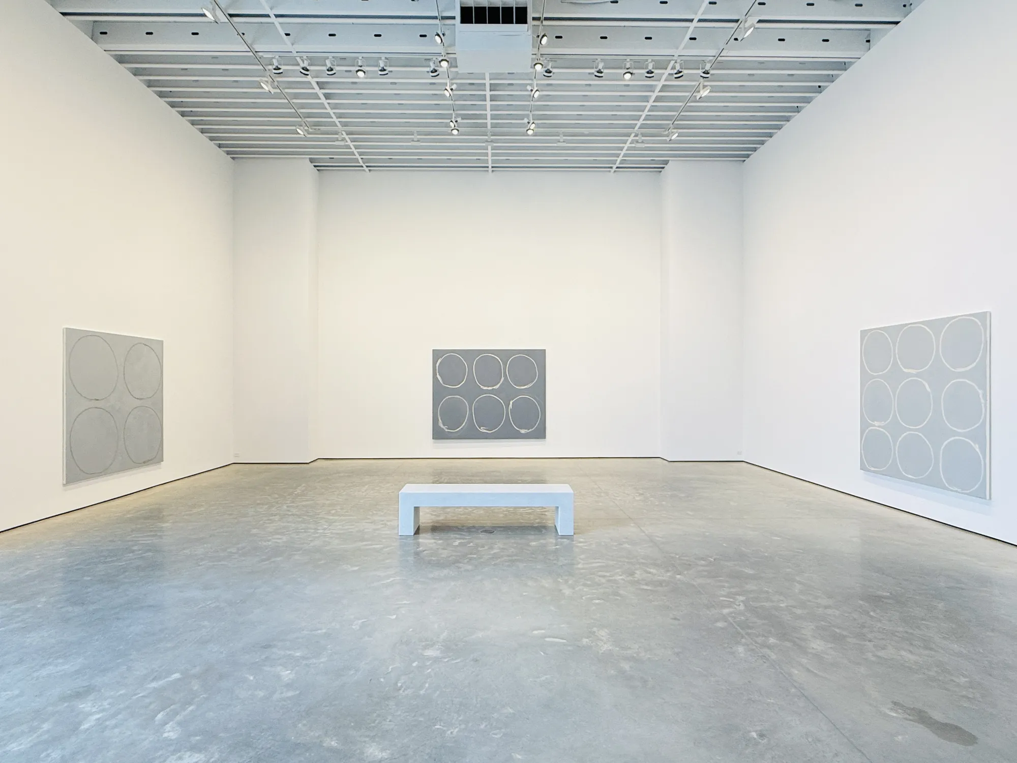 Alexander Liberman: Circles